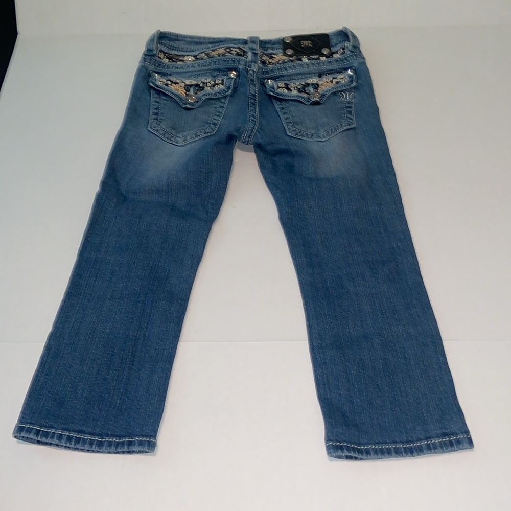 Miss Me Signature Women's Size 26 Embellished Capri Jeans - Picture 2 of 13
